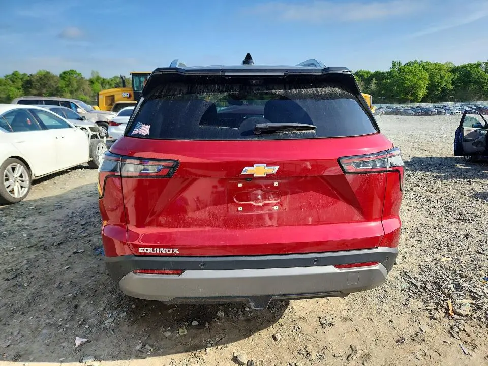 2025 CHEVROLET EQUINOX LT  