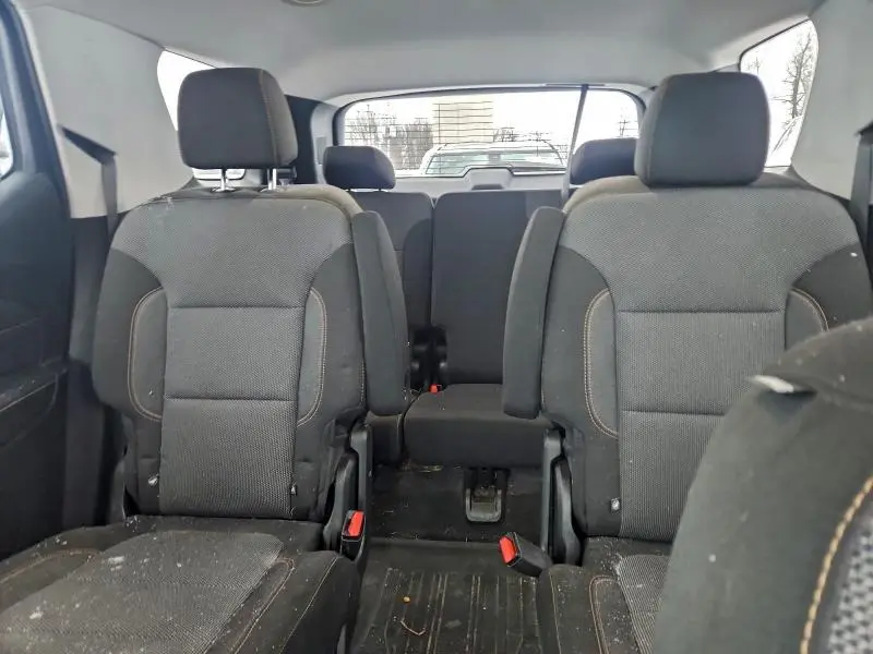 2021 CHEVROLET TRAVERSE LT  