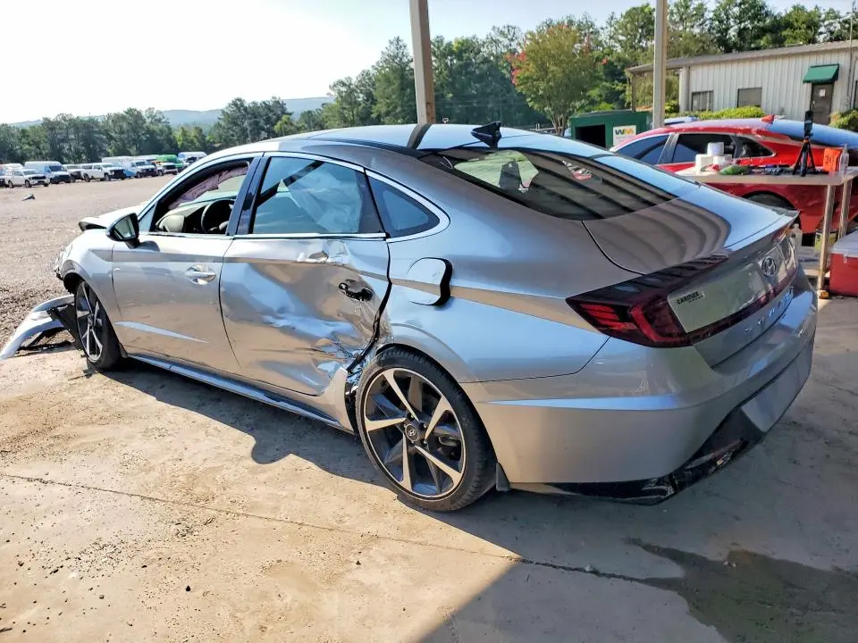 2022 HYUNDAI SONATA SEL PLUS  