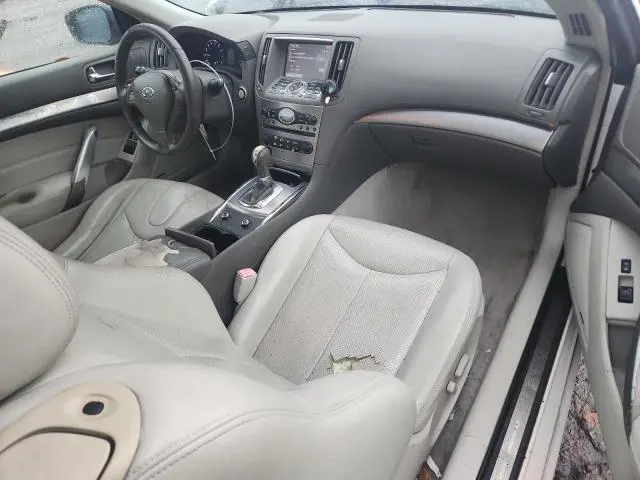 2010 INFINITI G37 BASE  
