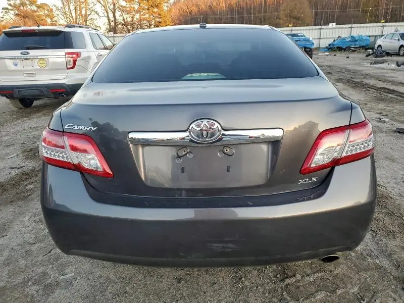 2010 TOYOTA CAMRY BASE  