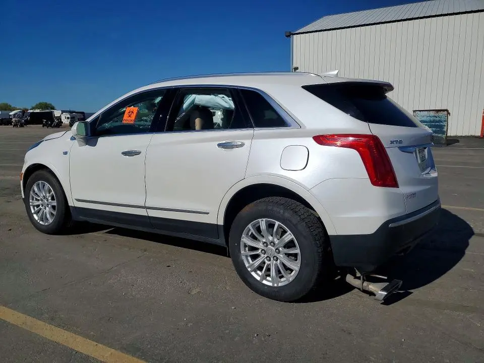 2017 CADILLAC XT5   