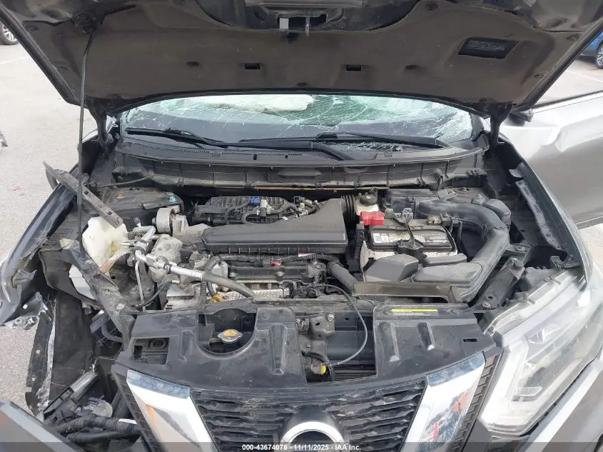 2017 NISSAN ROGUE SV