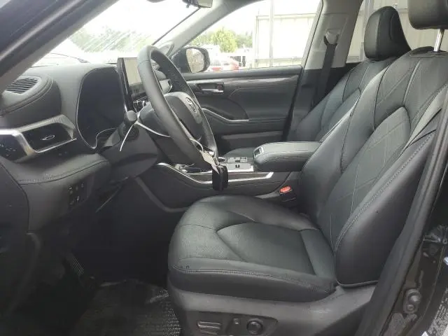 2025 TOYOTA HIGHLANDER HYBRID LIMITED