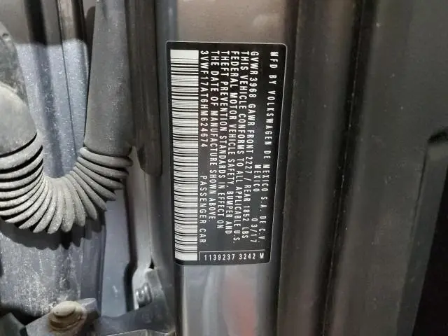 2017 VOLKSWAGEN BEETLE 1.8T  