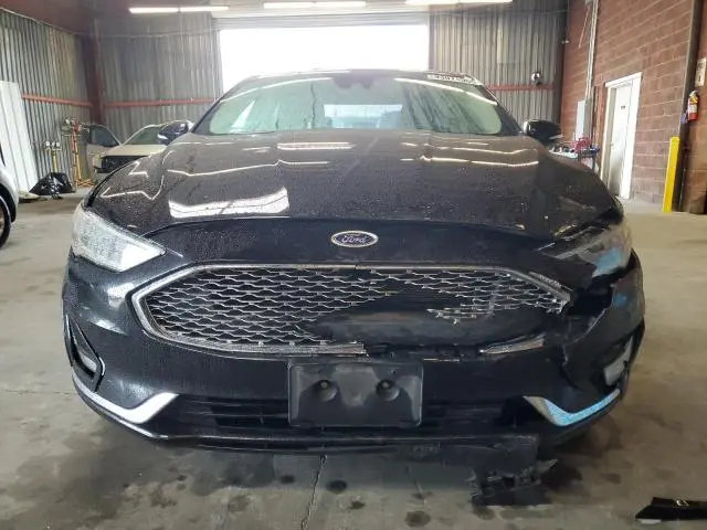 2019 FORD FUSION TITANIUM  