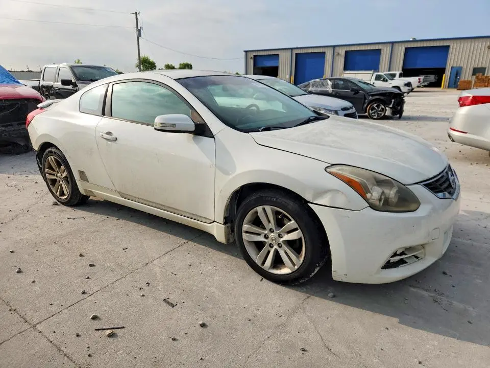 2010 NISSAN ALTIMA S  