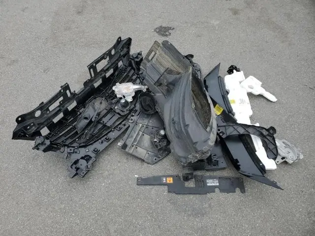 2017 MAZDA 3 GRAND TOURING  