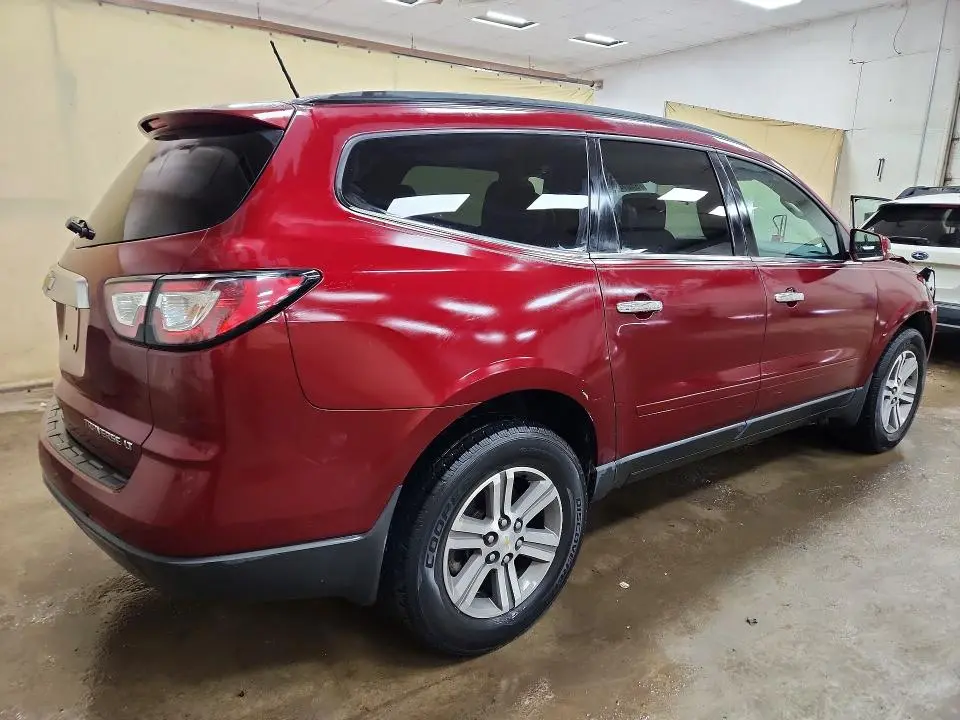 2015 CHEVROLET TRAVERSE LT  