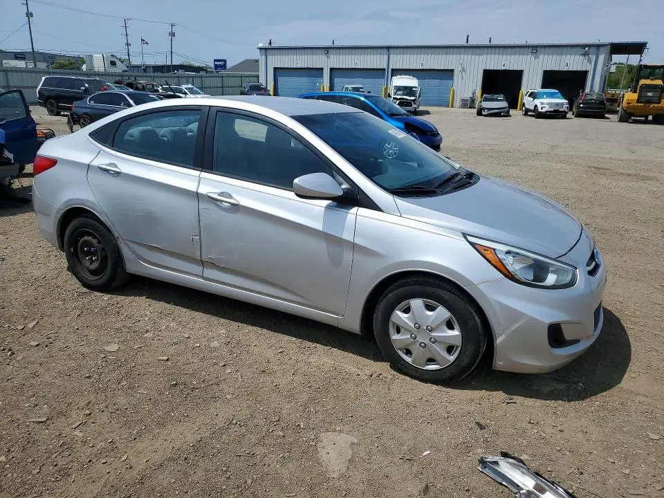 2016 HYUNDAI ACCENT SE  