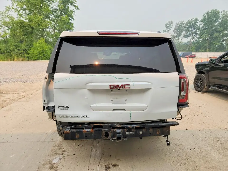 2016 GMC YUKON XL K1500 SLT  
