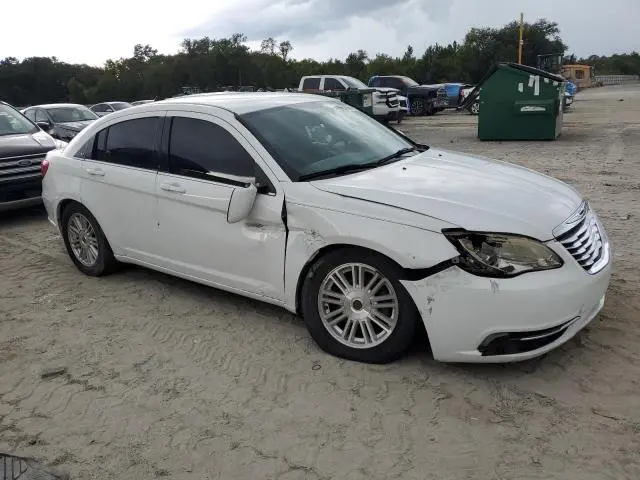2013 CHRYSLER 200 LX  