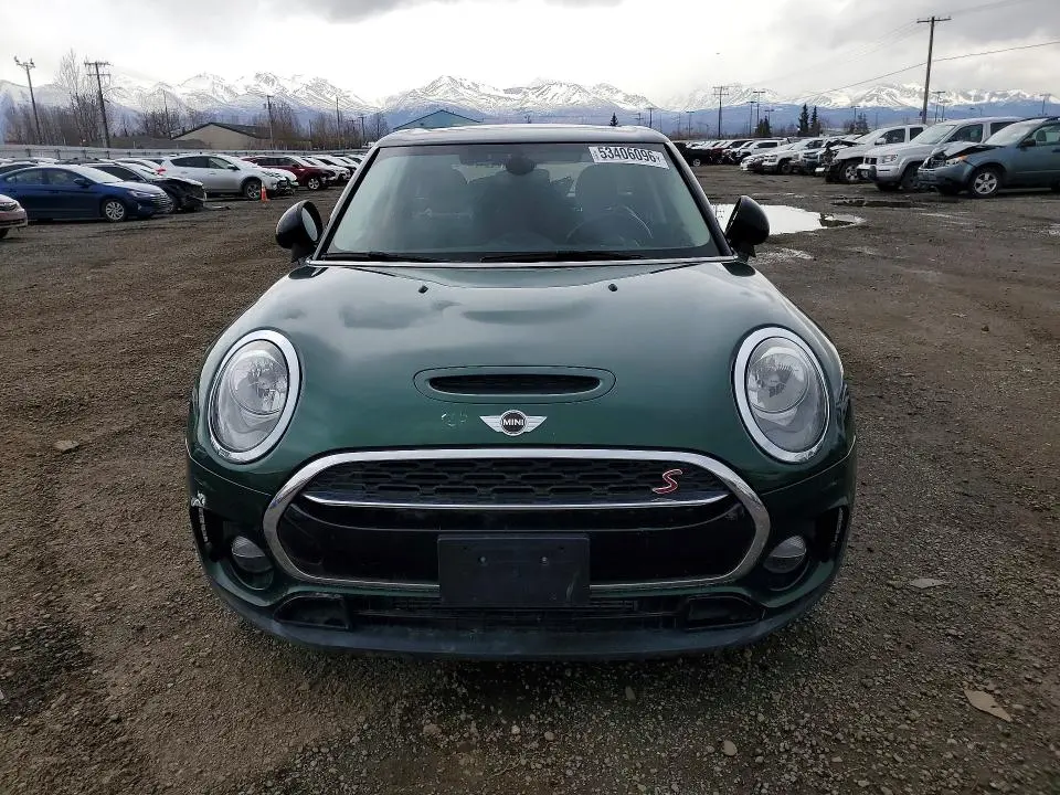 2017 MINI COOPER   