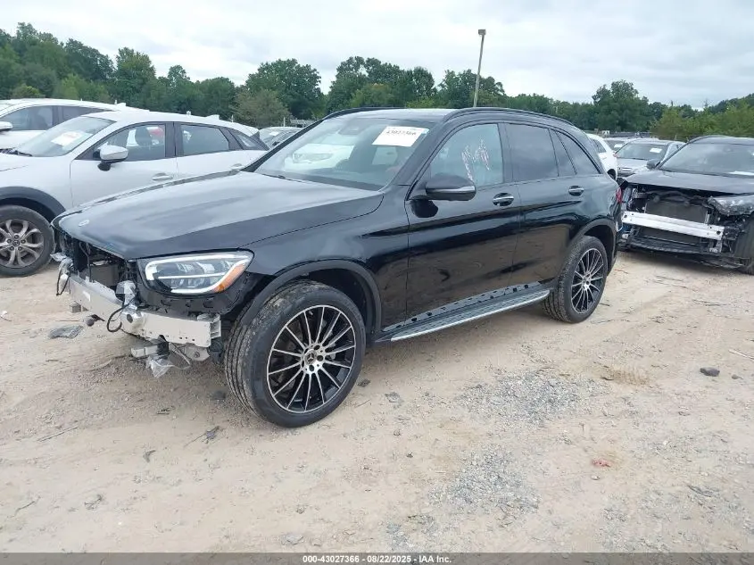 2022 MERCEDES-BENZ GLC 300 SUV