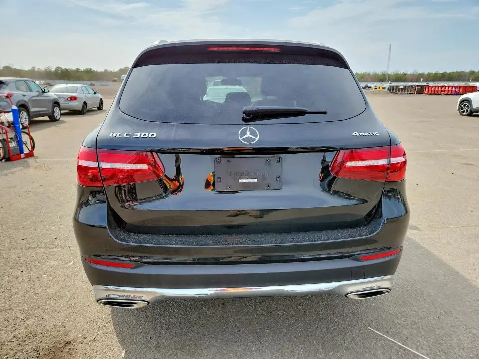 2019 MERCEDES-BENZ GLC 300 4MATIC  