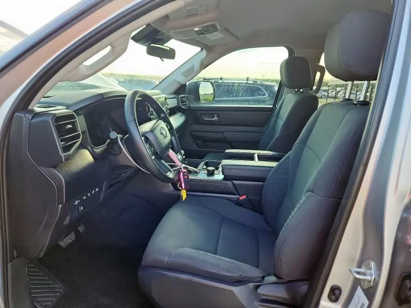 2024 TOYOTA TUNDRA CREWMAX SR  