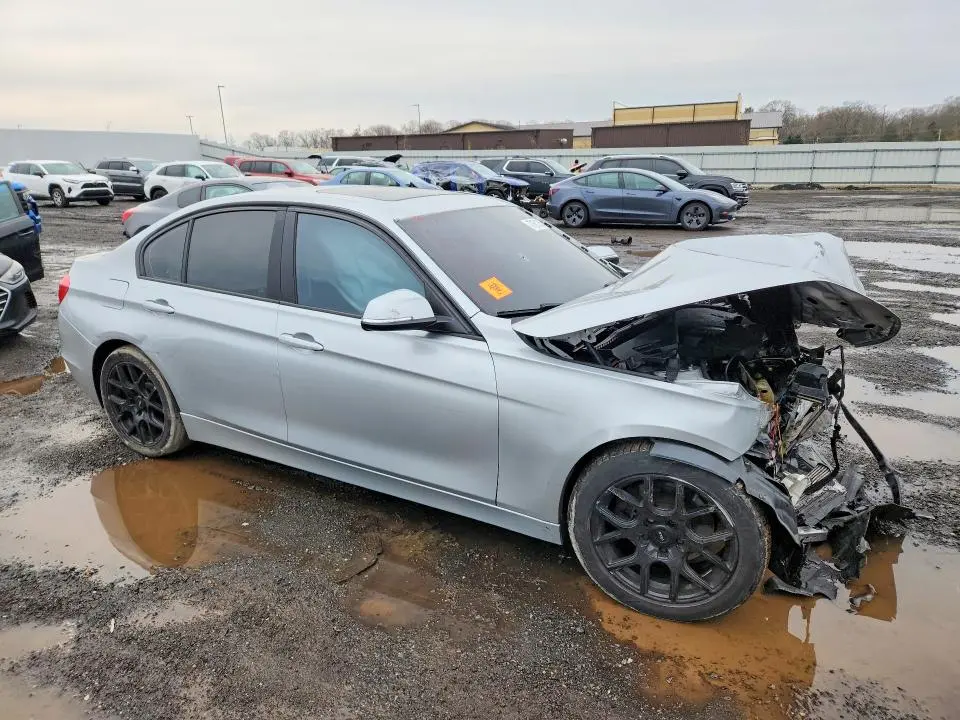 2014 BMW 320   