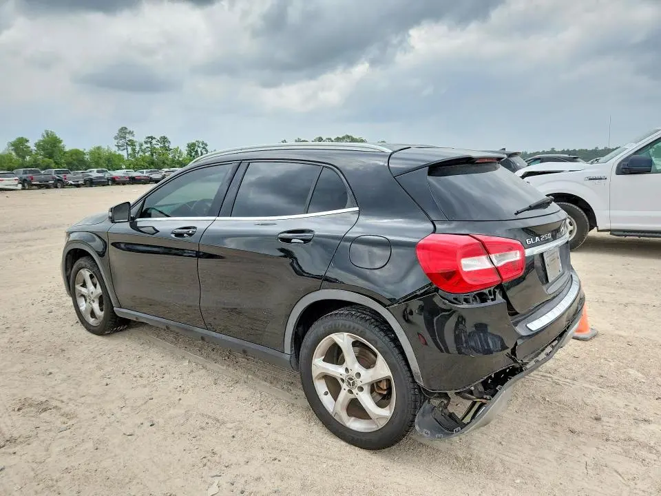 2019 MERCEDES-BENZ GLA 250  