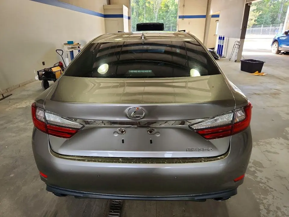 2018 LEXUS ES 350  
