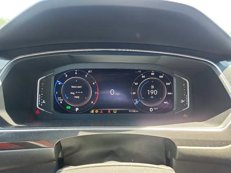 2019 VOLKSWAGEN TIGUAN SE/SEL/SEL R-LINE JET-BLACK/SE  
