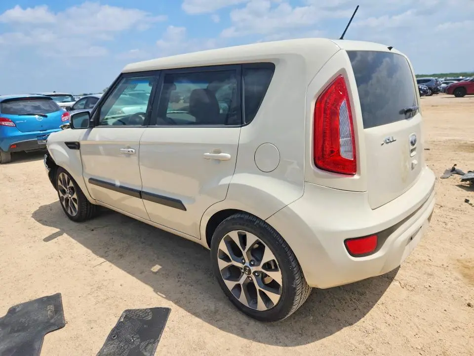 2013 KIA SOUL !  
