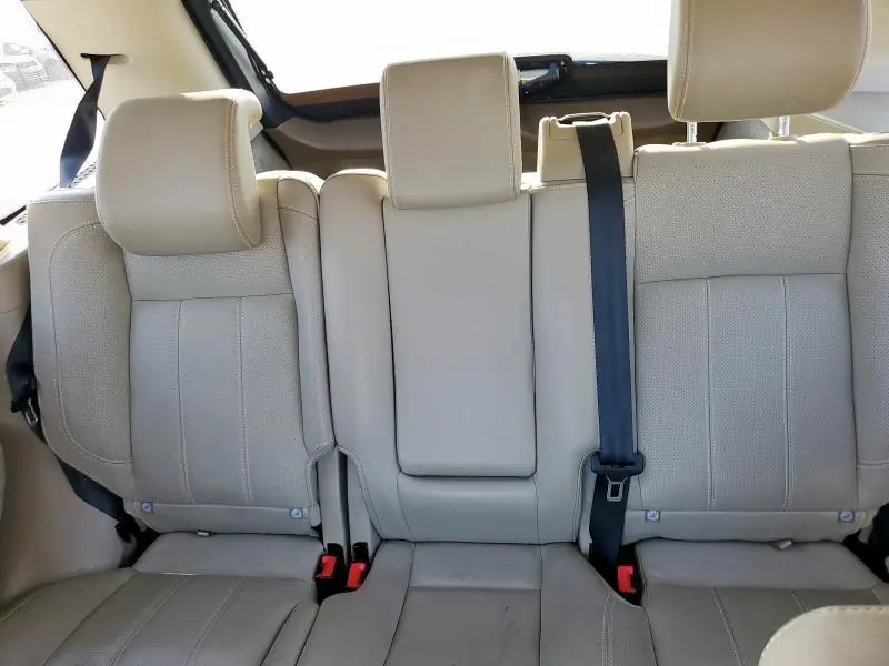 2011 LAND ROVER RANGE ROVER SPORT LUX  