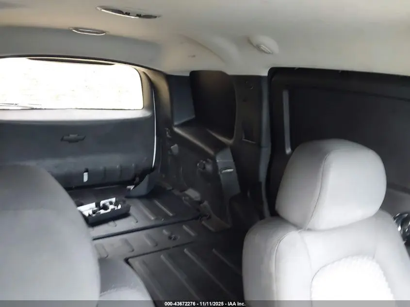 2011 CHEVROLET HHR PANEL LS