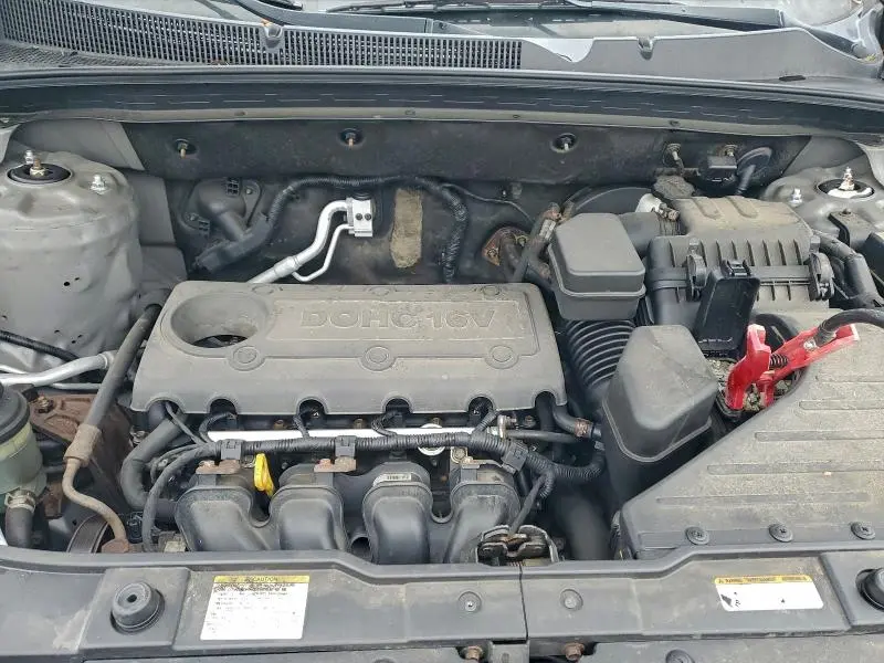 2011 KIA SORENTO BASE  