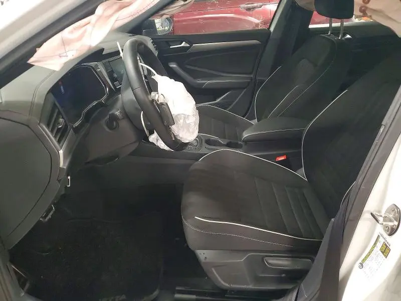 2024 VOLKSWAGEN JETTA SPORT  