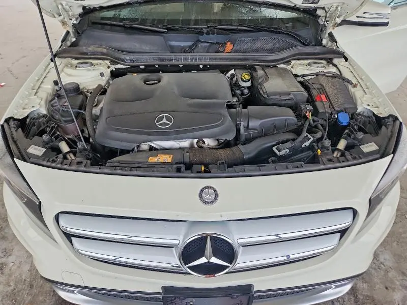 2017 MERCEDES-BENZ GLA 250  