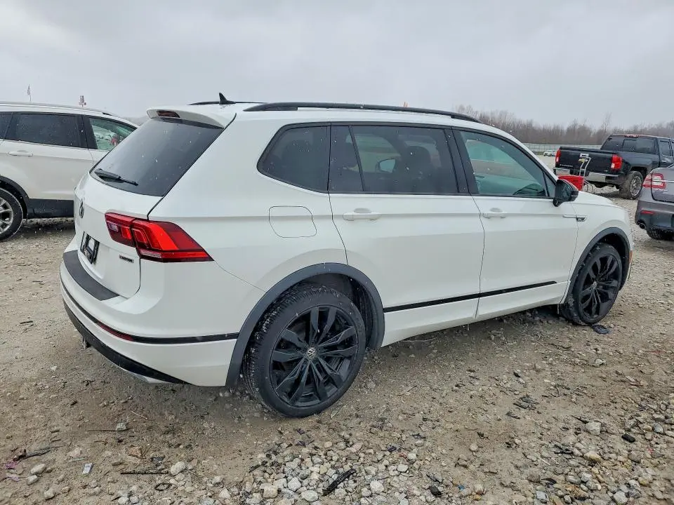 2020 VOLKSWAGEN TIGUAN SE  