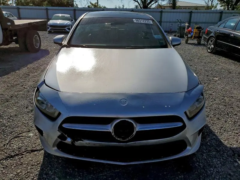 2021 MERCEDES-BENZ A 220  