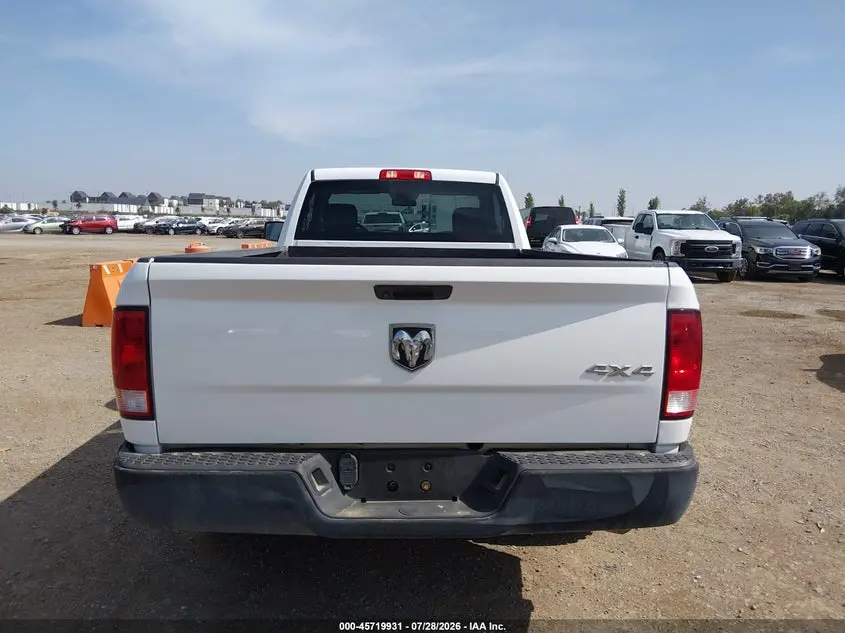 2019 RAM 1500 CLASSIC TRADESMAN  4X4 8' BOX