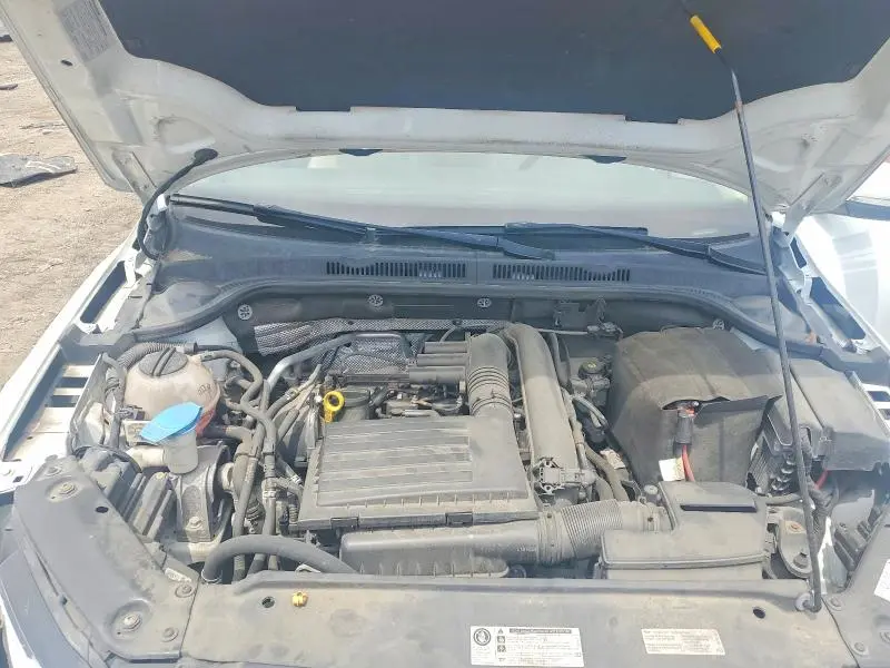 2017 VOLKSWAGEN JETTA SE  