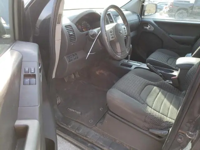 2015 NISSAN FRONTIER SV  