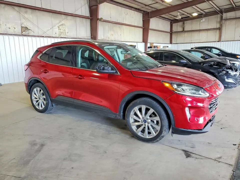 2021 FORD ESCAPE TITANIUM  