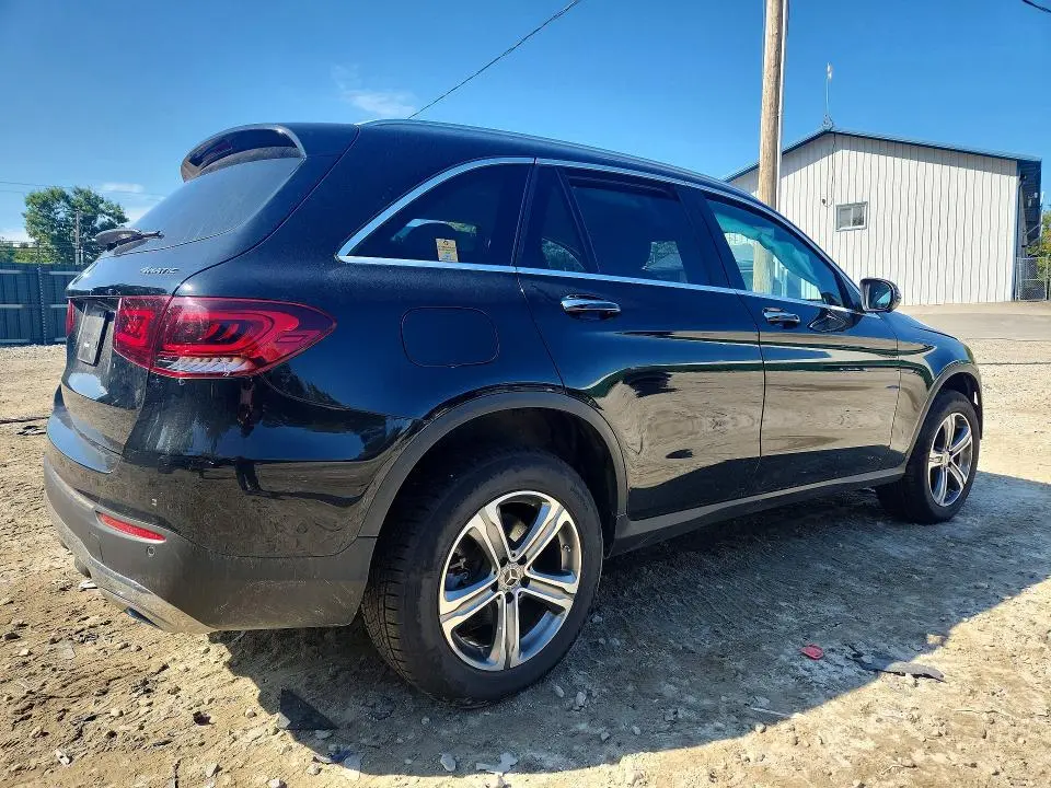 2022 MERCEDES-BENZ GLC 300 4MATIC  