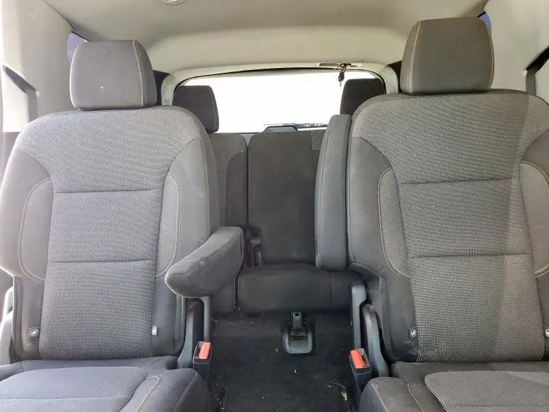 2019 CHEVROLET TRAVERSE LT  