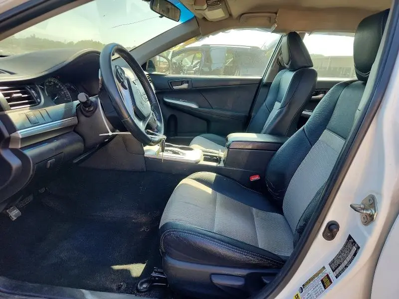 2012 TOYOTA CAMRY SE  