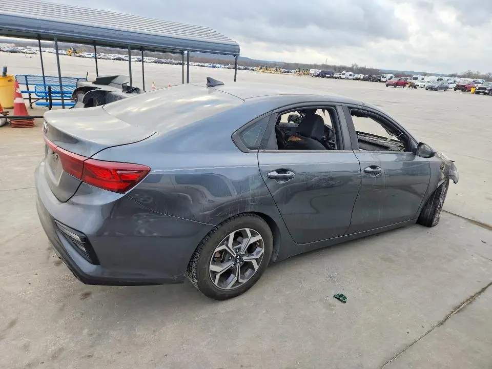 2019 KIA FORTE LXS  
