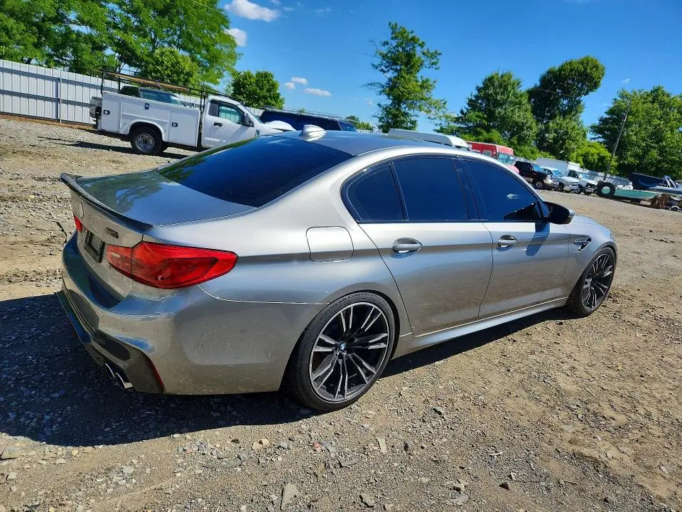 2019 BMW M5   