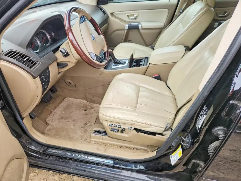 2013 VOLVO XC90 3.2  