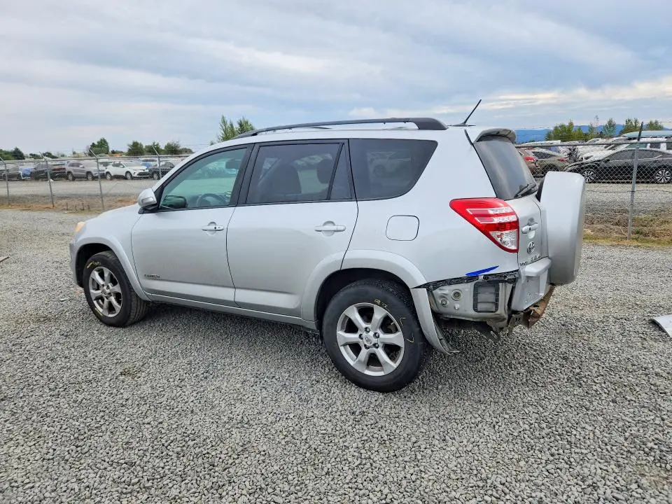 2010 TOYOTA RAV4 LIMITED  