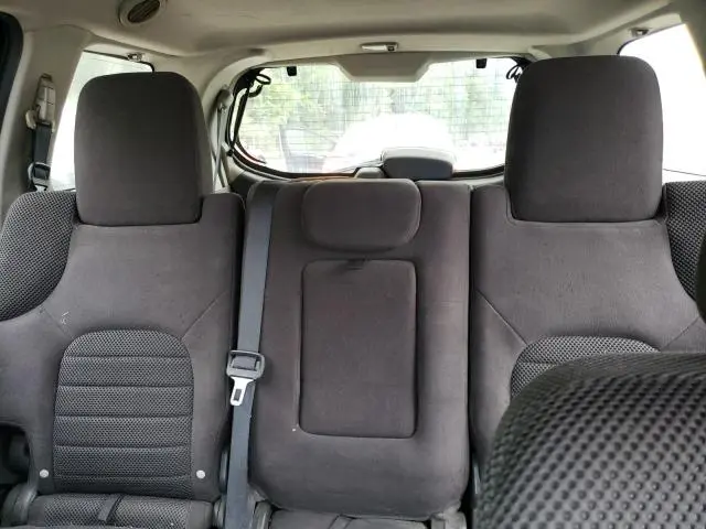 2012 NISSAN PATHFINDER S  