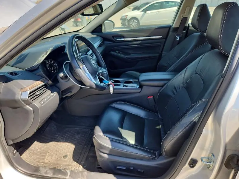 2020 NISSAN ALTIMA SL  