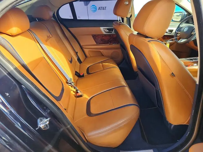 2012 JAGUAR XF PORTFOLIO  