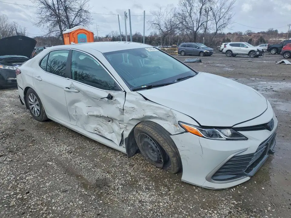 2023 TOYOTA CAMRY LE  