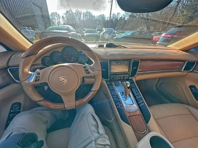 2013 PORSCHE PANAMERA 2  