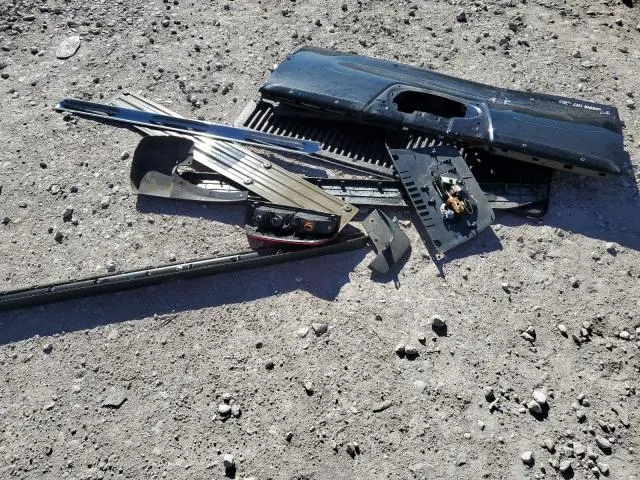 2015 NISSAN FRONTIER S  