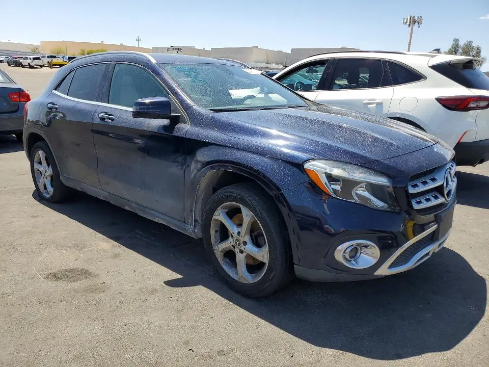 2018 MERCEDES-BENZ GLA 250  